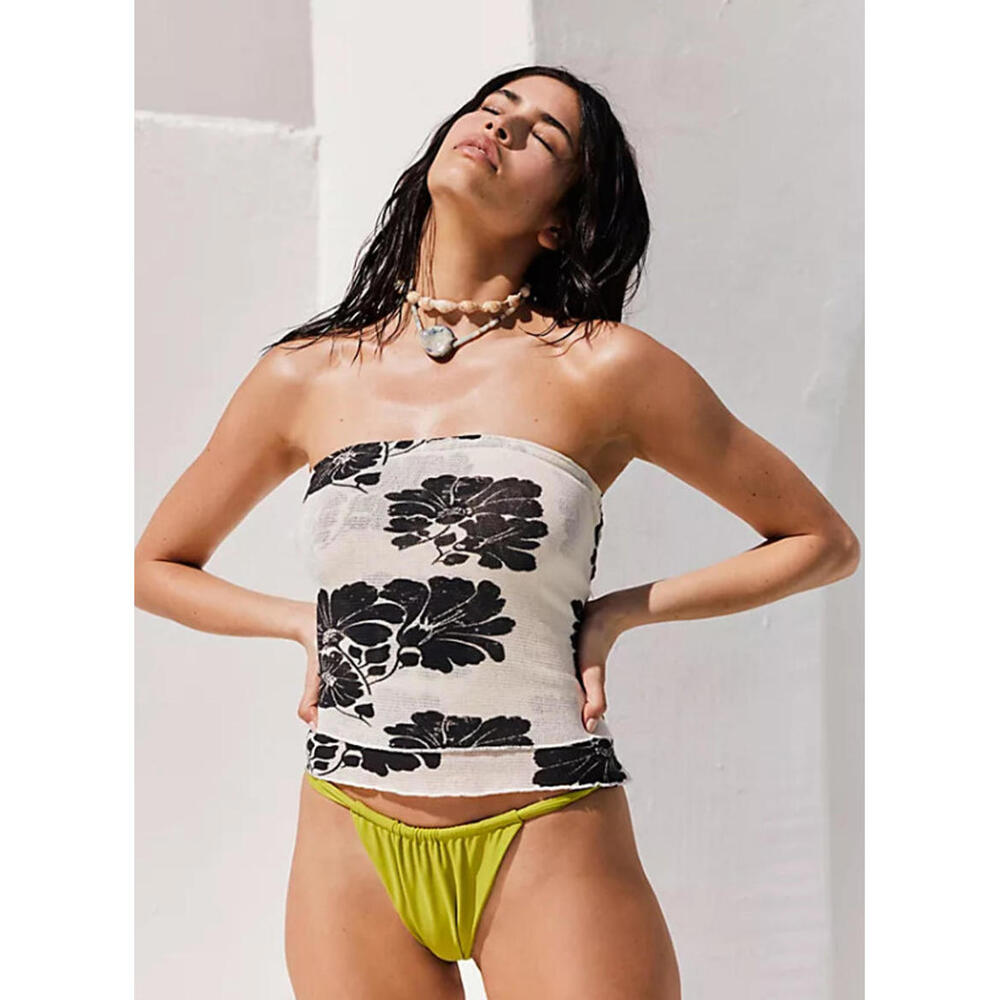 Free People Poppy Tube Blouse Top Crop Floral black white Smocked Ruffle L NWT - Picture 5 of 8